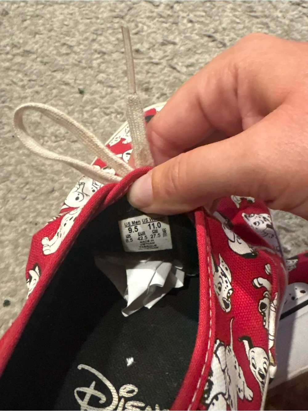 Vans Disney 101 Dalmatian Print Canvas Sneakers Sz 11 Women 9.5 Men’s Red Shoes
